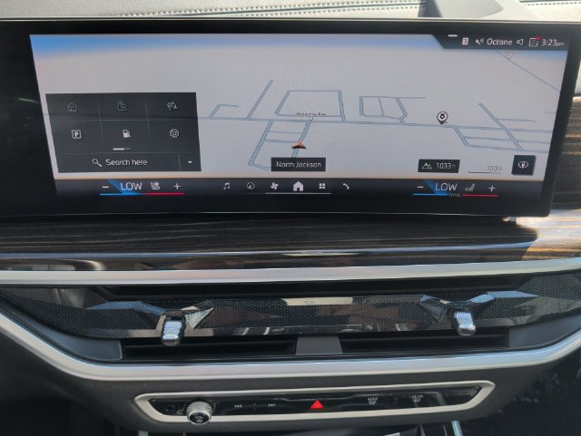 Used 2025 BMW X7 xDrive40i AWD/4WD image 23