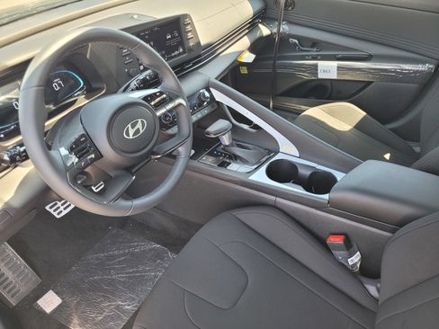 New 2026 Hyundai Elantra SEL Sport Premium FWD image 9