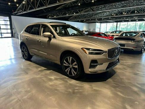 Used 2023 Volvo XC60 B5 Plus w/ Protection Package Premier FWD image 7
