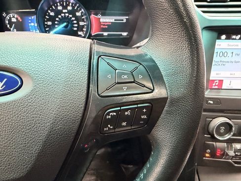 Used 2017 Ford Explorer XLT w/ Equipment Group 202A image 36