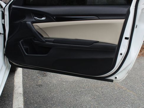 Used 2018 Honda Civic LX image 15