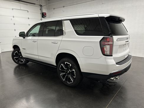 Used 2022 Chevrolet Tahoe Premier AWD/4WD image 7