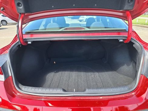 Used 2026 Hyundai Elantra Hybrid FWD image 24