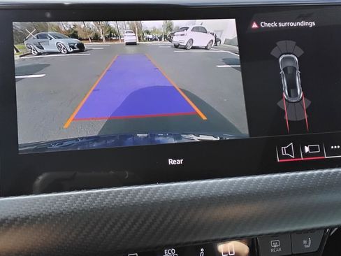 Used 2022 Audi e-tron GT Premium Plus w/ Performance Package image 28