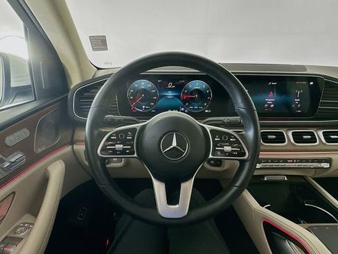 Certified 2023 Mercedes-Benz GLS 450 4MATIC image 11