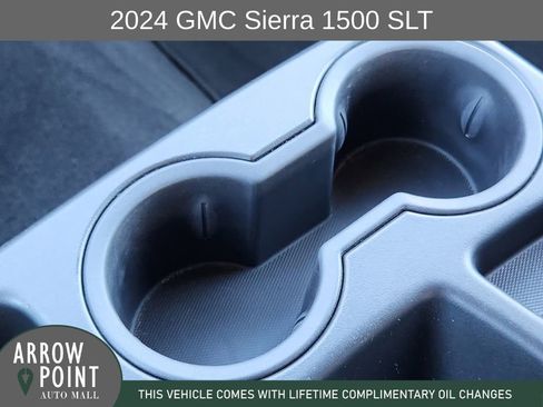 Used 2024 GMC Sierra 1500 SLT image 28