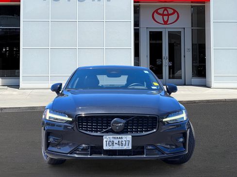Used 2024 Volvo S60 B5 Plus FWD image 2