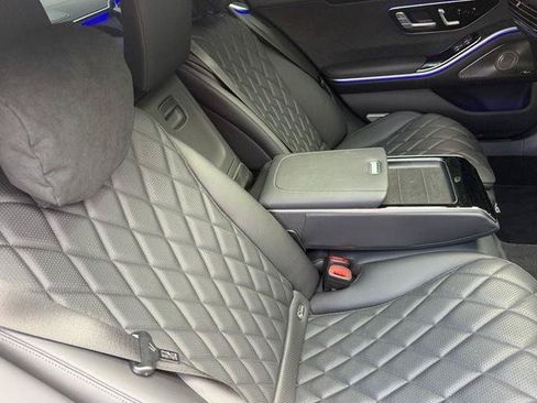 Used 2022 Mercedes-Benz S 580 4MATIC Sedan image 5