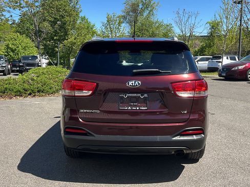 Used 2018 Kia Sorento LX AWD/4WD image 5