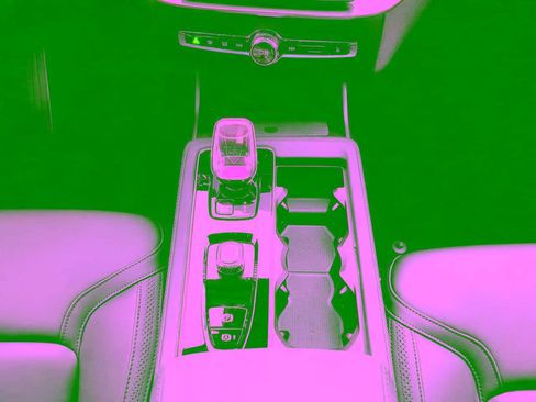 New 2026 Volvo XC90 B5 Plus AWD/4WD image 15