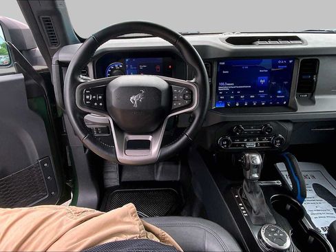 Used 2024 Ford Bronco Black Diamond AWD/4WD image 5