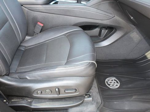 Used 2020 Buick Enclave Avenir w/ Avenir Technology Package image 20