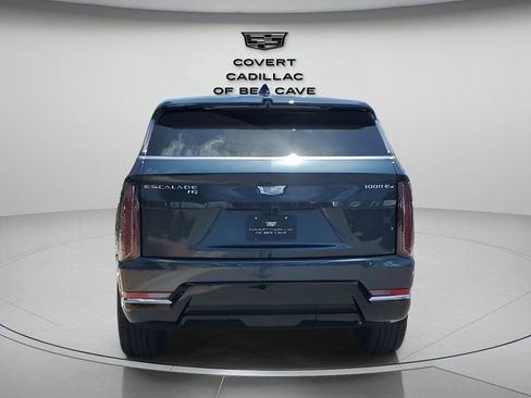 New 2026 Cadillac Escalade IQ Luxury 1 image 8