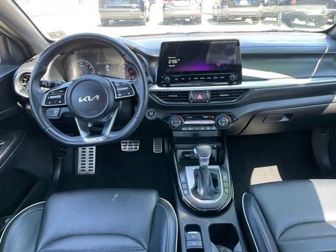 Used 2023 Kia Forte GT-Line w/ GT-Line Premium Package FWD image 8