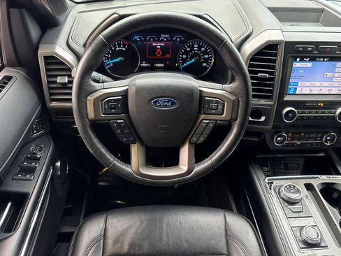 Used 2019 Ford Expedition XLT w/ Equipment Group 202A image 29