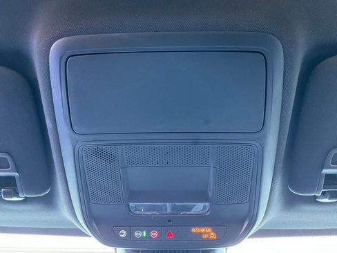 Used 2025 Chevrolet Equinox LT image 16