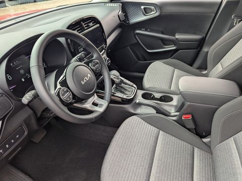 Certified 2024 Kia Soul EX FWD image 19