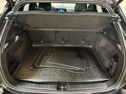 Used 2021 Mercedes-Benz GLA 250 4MATIC image 37