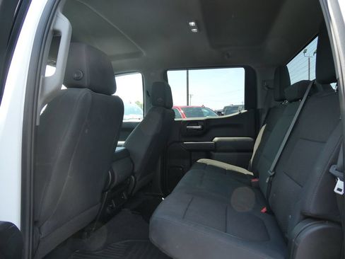 Certified 2020 Chevrolet Silverado 1500 Custom w/ Custom Value Package AWD/4WD image 18