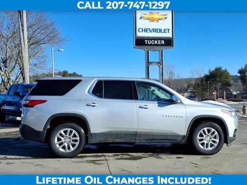 Used 2021 Chevrolet Traverse LS image 4