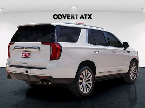 Used 2023 GMC Yukon Denali AWD/4WD image 7