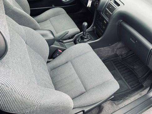 Used 1991 Toyota Celica ST FWD image 11