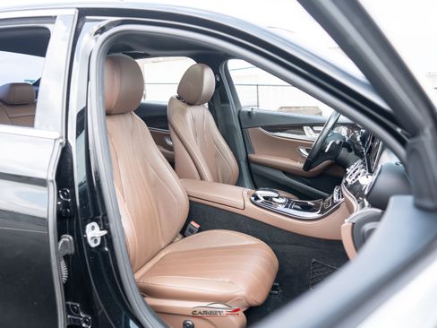 Used 2018 Mercedes-Benz E 300 4MATIC w/ AMG Line Exterior image 16