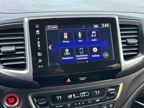 Used 2017 Honda Pilot EX image 30