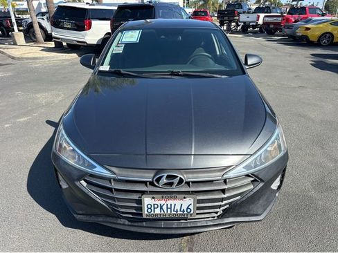 Used 2020 Hyundai Elantra SEL w/ Cargo Package (C1) FWD image 2