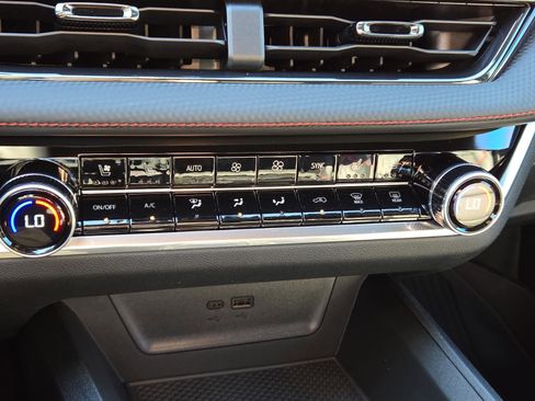 New 2026 Chevrolet Equinox RS w/ Convenience Package III image 22