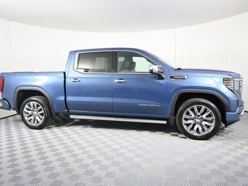 Used 2024 GMC Sierra 1500 Denali image 9