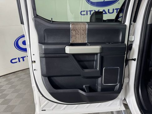 Used 2019 Ford F250 Lariat w/ Lariat Ultimate Package image 30