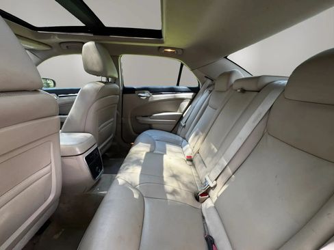 Used 2012 Chrysler 300 Limited RWD image 14