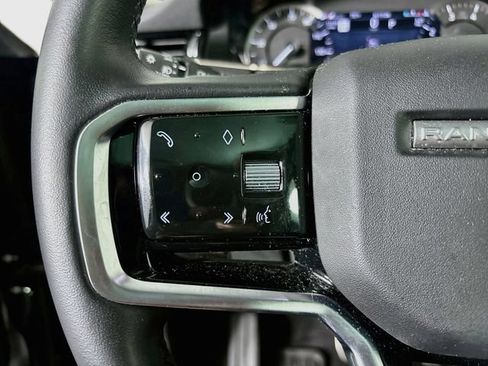 Used 2023 Land Rover Range Rover Evoque R-Dynamic SE AWD/4WD image 10
