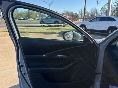 Used 2025 MAZDA CX-30 AWD 2.5 S w/ Preferred Package image 12