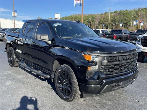 Certified 2024 Chevrolet Silverado 1500 Custom w/ Turbomax Blackout Package image 6