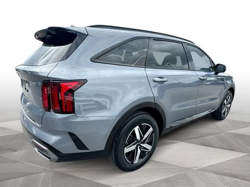 Used 2022 Kia Sorento S FWD image 8