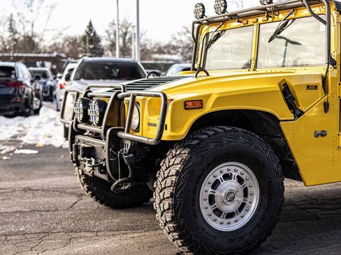 Used 2003 HUMMER H1 Open Top image 4