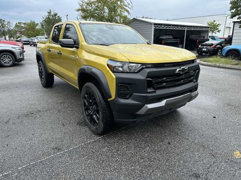 Certified 2023 Chevrolet Colorado Trail Boss w/ LPO, Dark Essentials Package AWD/4WD image 8
