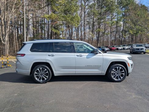 Used 2021 Jeep Grand Cherokee L Overland w/ Advanced Protech Group III image 4