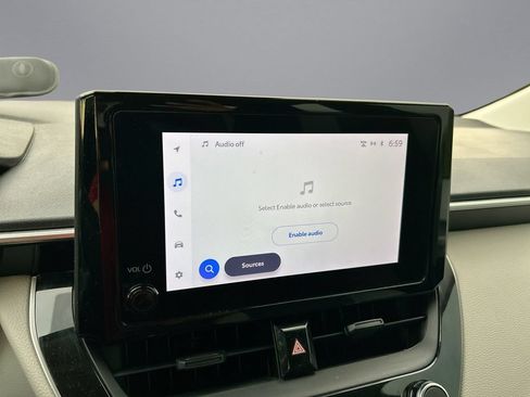 Used 2023 Toyota Corolla LE FWD image 21