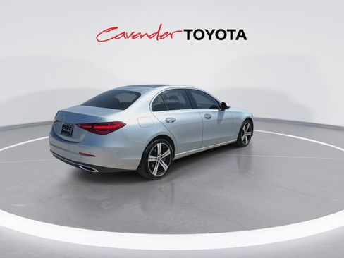 Used 2025 Mercedes-Benz C 300 Sedan image 8