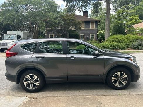Used 2017 Honda CR-V LX image 5