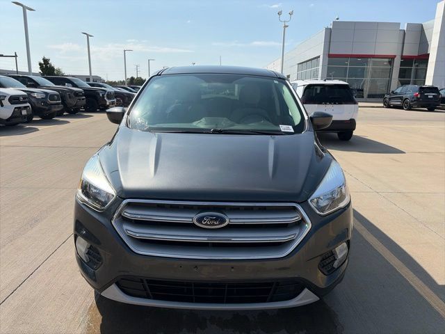 Used 2019 Ford Escape SE AWD/4WD image 2