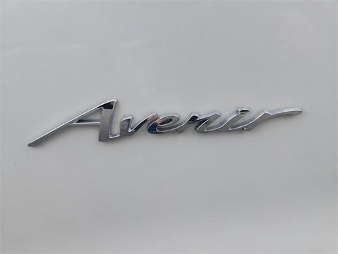 Certified 2023 Buick Enclave Avenir w/ Avenir Technology Package image 33