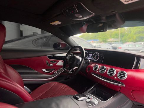 Used 2015 Mercedes-Benz S 550 4MATIC Coupe image 29