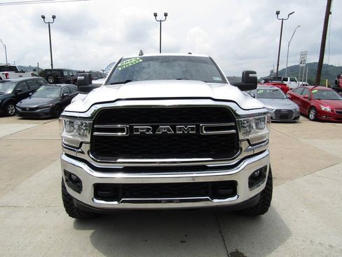 Used 2024 RAM 2500 Big Horn w/ Off Road Package AWD/4WD image 5