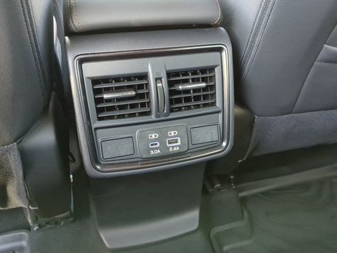 Used 2025 Subaru Forester Sport image 17