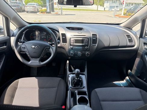 Used 2017 Kia Forte LX FWD image 14