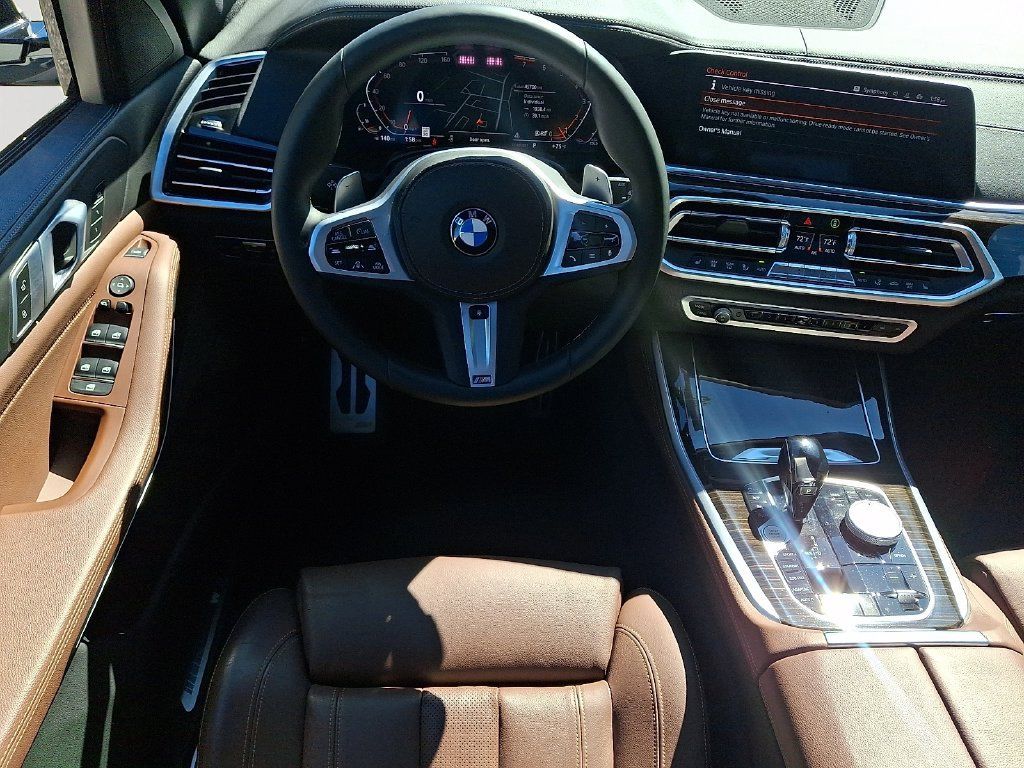 Used 2020 BMW X5 xDrive40i w/ M Sport Package AWD/4WD image 12